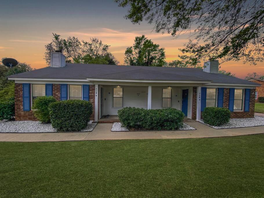 New! Luxe With Big Backyard 10 Mi To Augusta *